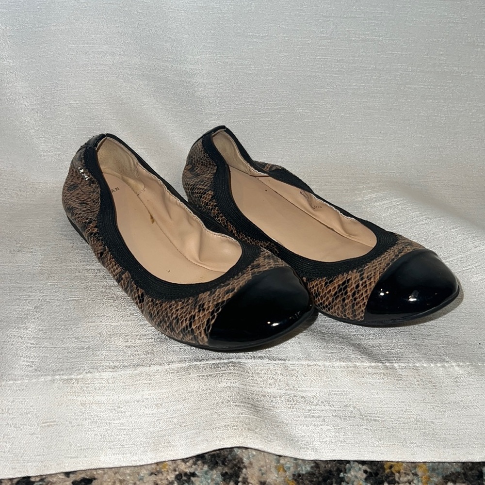 Cole Haan Flats. Size 7.